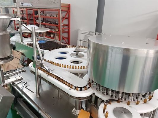 買う 自動液体と粉末 自動液体充填機 正確な充填キャピングマシン オンライン製造