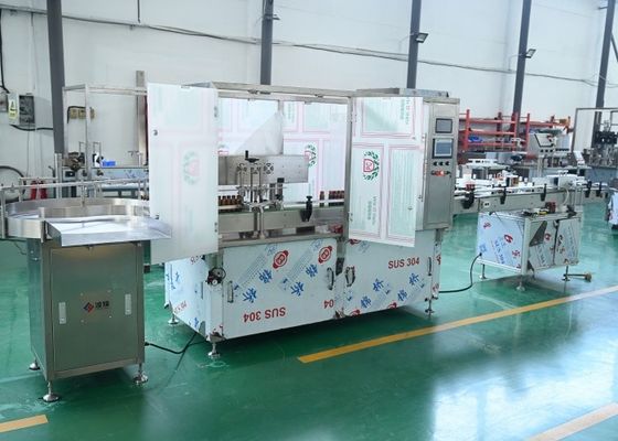 ビタミンD3スプレーとアロマテラピーエッセンシャルオイルのための小さなボトル詰め機
