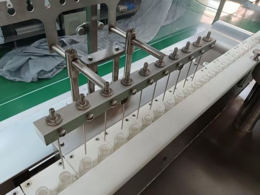 モノクローナル抗体用無菌保護付き2～30mlガラスバイアル用高効率バイアル充填機